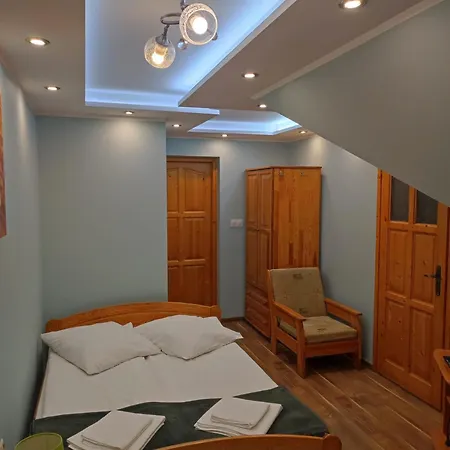 薇拉埃瓦民宿 波罗宁